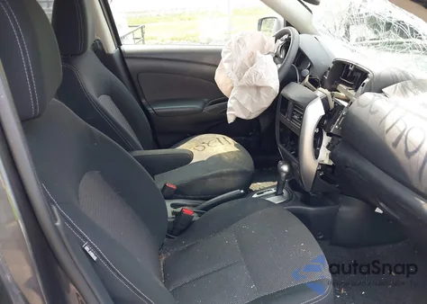 2015 Nissan Versa 1.6 Sv из США, поврежденный, VIN 3N1CN7AP4FL803301